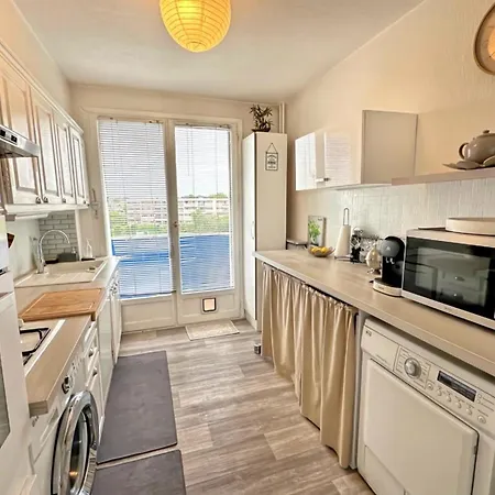 4 People - Swimming Pool Apartment *